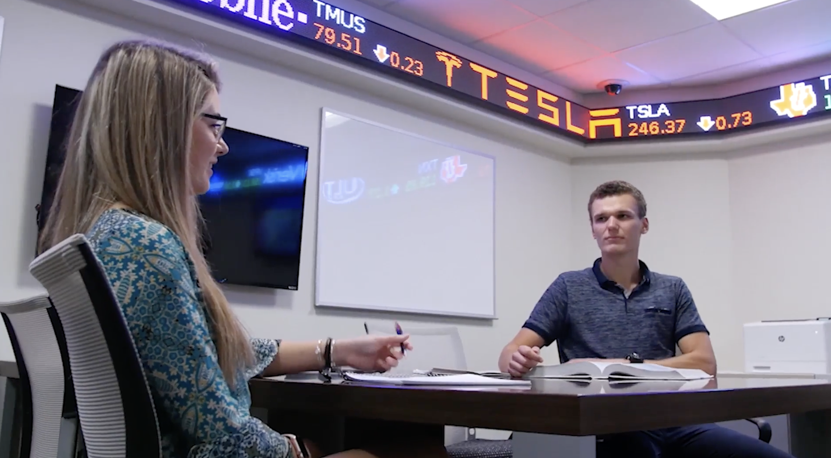 Students sitting in the finance lab at Northwood University